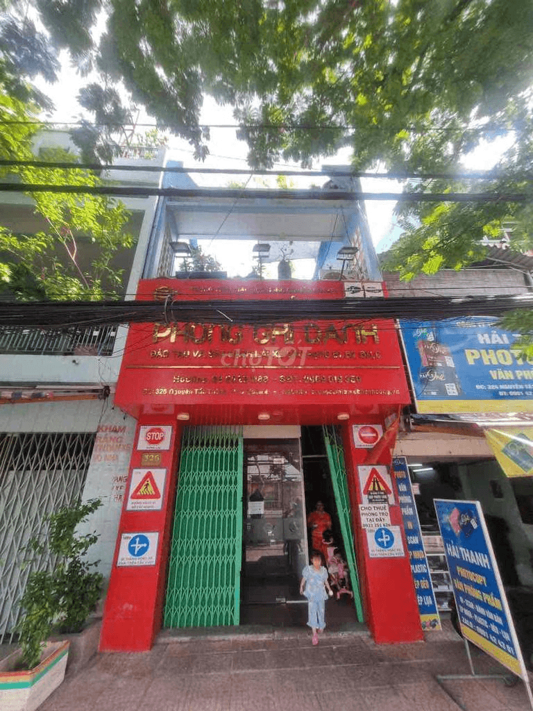 Nhà mặt tiền đường Nguyễn Tất Thành