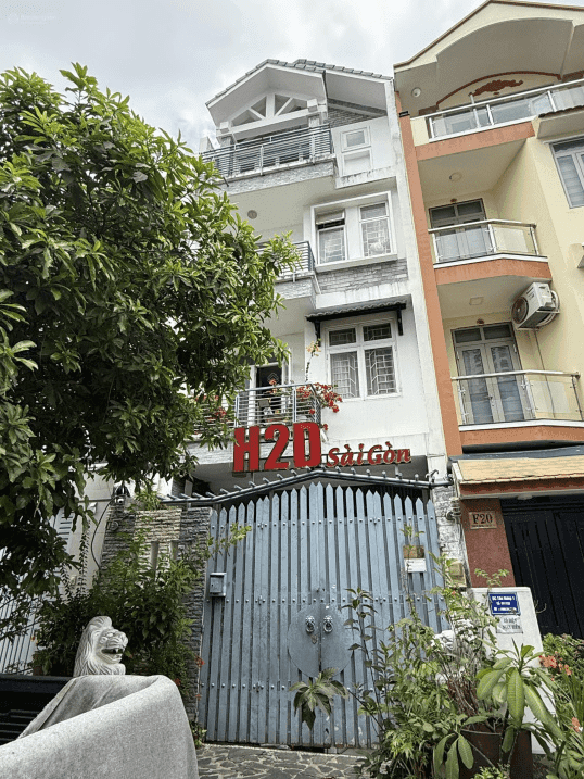 Nhà ngay Him Lam Quận 7