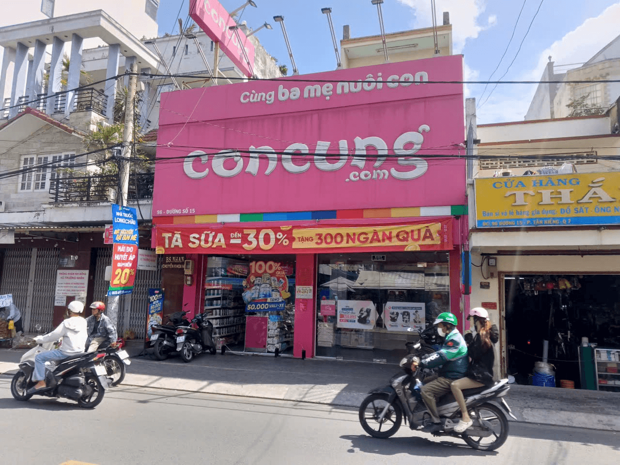Mặt tiền chợ Tân Quy