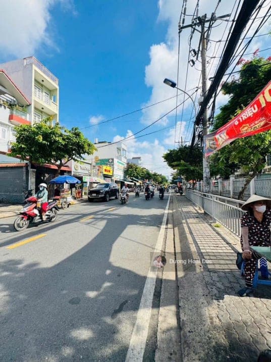 Mặt tiền Lâm Văn Bền, Phường Tân Hưng, TPHCM