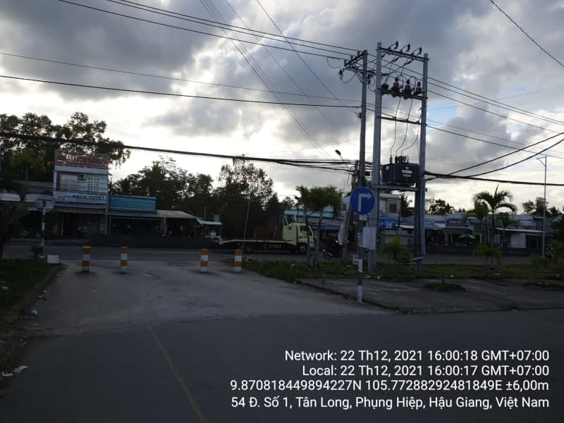 PH07 Khu thương mại chợ cầu trắng, xã tân long, hai trục đường chính cập nhà lồng