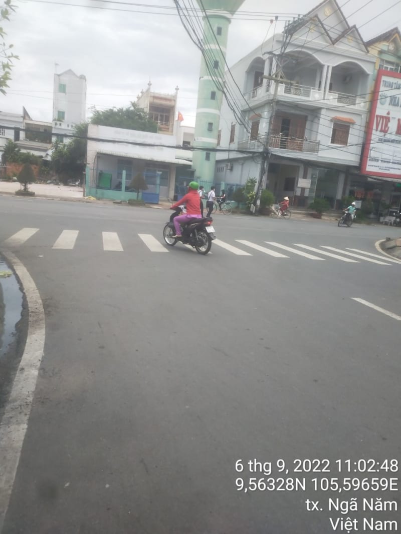 NN48-Đường Nguyễn Huệ
