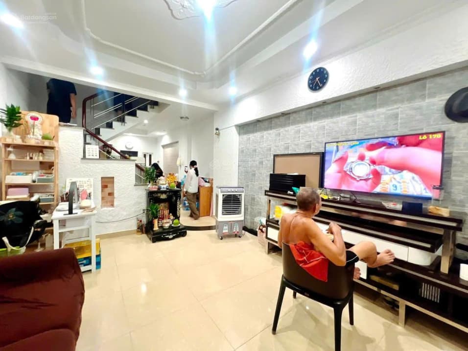 Bán Căn Nhà Phố Hẻm Đường Số 1 P.Bình An Quận 2 ( Cách Đường Trần Não 200m )