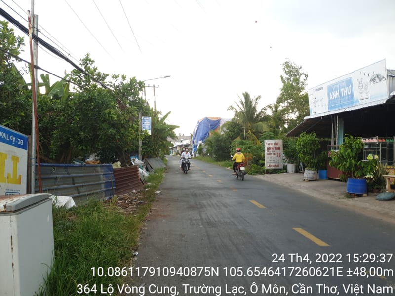 OM52, Lộ Vòng Cung ( đường tỉnh 923), từ cầu giáo dẫn đến Trung tâm quy hoạch phường Trường Lạc bên trái
