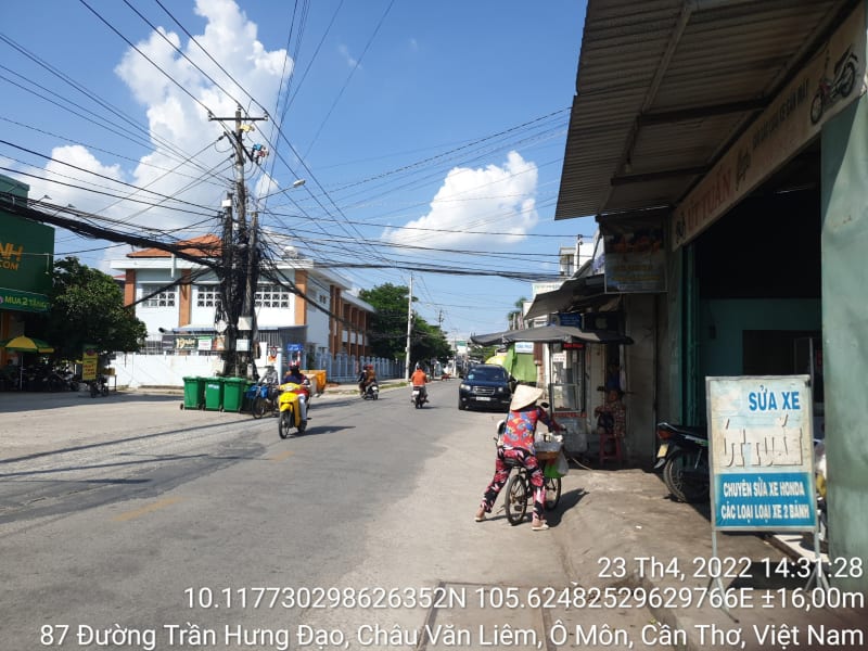 OM71, đường Trần Hưng Đạo, từ cầu Huyện Đội đến trường Lương Đình Của