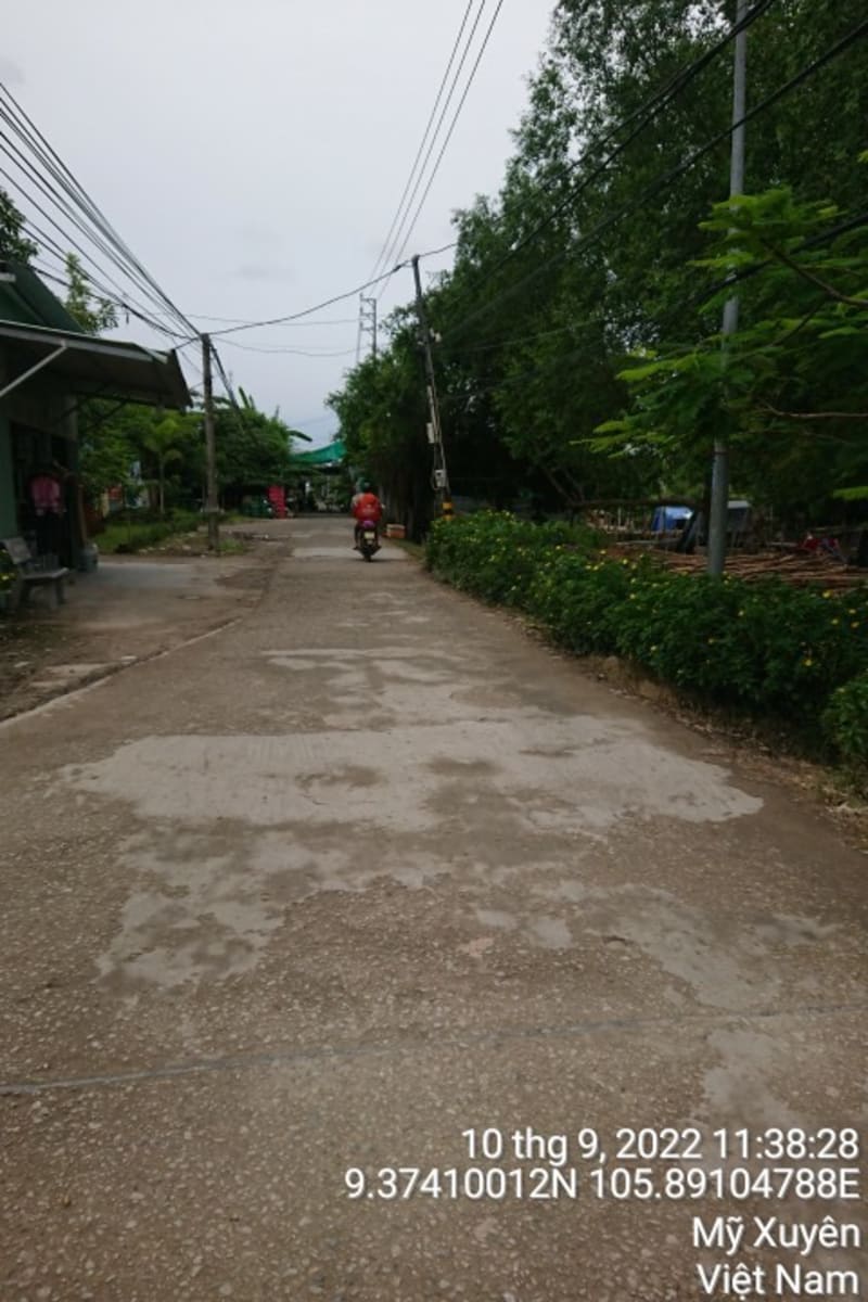 MX139 Lộ đal khu vực chợ Dương Kiển từ Trạm Y tế xã Hòa Tú 2 đến Đường Tỉnh 940